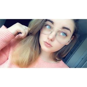 Meet your Posher, Haley